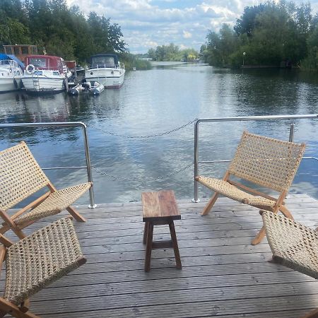 La Mare Houseboat Hotel Nederhorst den Berg Exterior photo